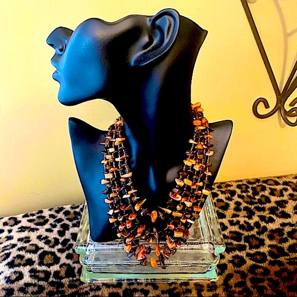 Vintage 5 strand amber stone necklace with beautiful clasp - Rare! - Picture 1 of 5